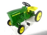 John Deere 4020 Pedel Tractor