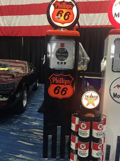 Phillips 66 1951 Pump