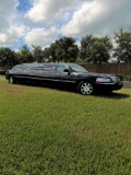 2011 Lincoln Town Car Limousine