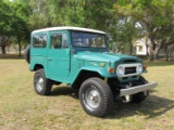 1974 Toyota FJ40 Land Cruiser