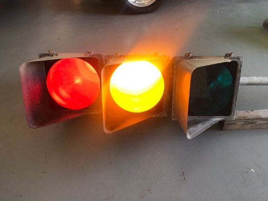 Cluster Traffic Light