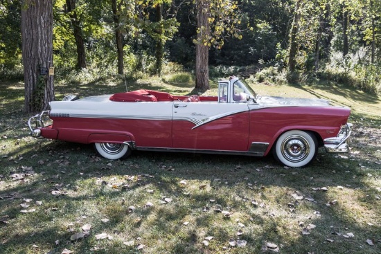 1956 Ford Sunliner Convertible