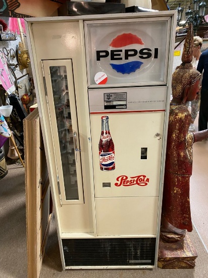 1970's Pepsi 10 Cent Machine