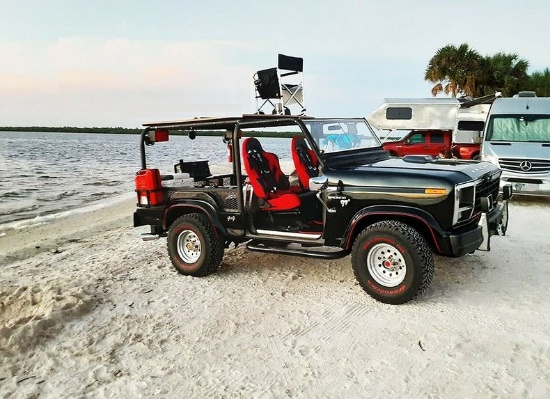1980 Ford Bronco "Dune Duster" 4 X 4 Tribute