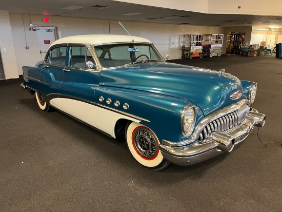 1953 Buick Roadmaster Sedan