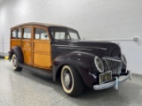 1939 Ford Deluxe Woody Wagon