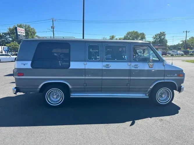 Gmc vandura 1990 top