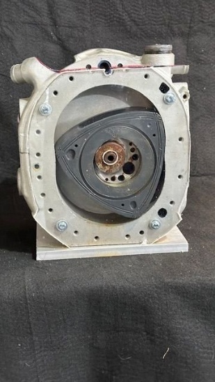 Wankel Prototype Rotary Engine Cut-Out