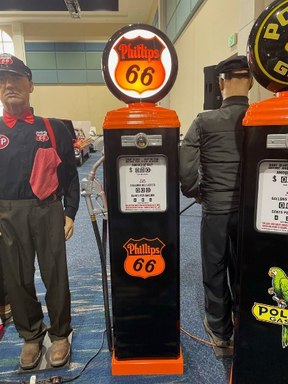Phillip 66 Gas Pump