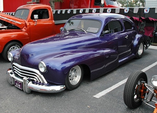 1948 Oldsmobile Series 66 Sedanette