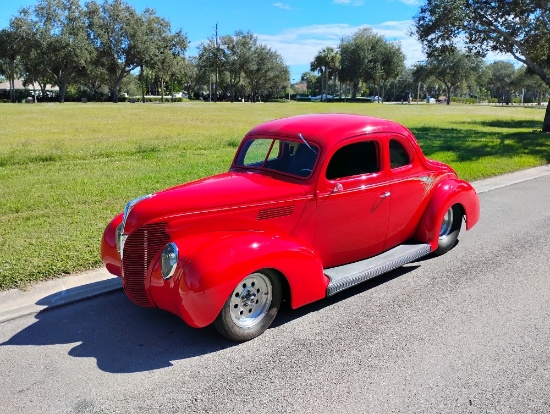 1939 Ford Custom Street Rod