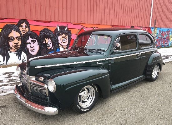 1942 Ford Super Deluxe Tudor Custom Street Rod