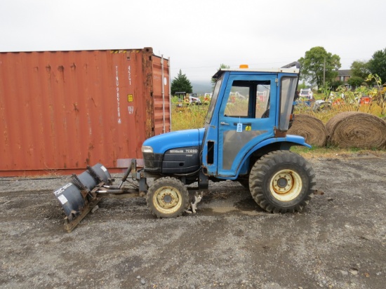 NEW HOLLAND TC29D W/PLOW BLADE