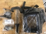 Manual Conversion Kit-ZBar and linkage rods and mounting points for a 1970-71 Torino