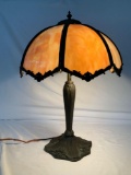 BENT PANEL SLAG GLASS ART DECO LAMP WITH HIBISCUS PATTERN BASE