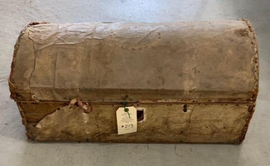 PRIMITIVE WOODEN CARPET BAG HUMPBACK TRUNK