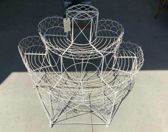 HALF ROUND 3 TIER WIRE WORK PLANT STAND