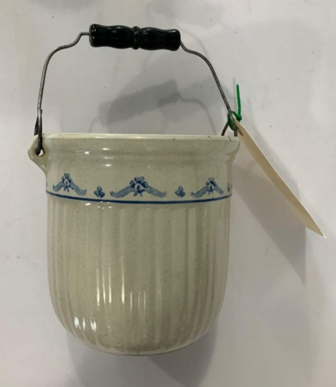 CROCK PALE WITH HANDLES NO LID