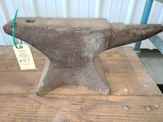 M & H ARMITAGE MOUSE HOLE FORGE ANVIL 1.2.6 (#174)