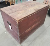 PRIMITIVE WOODEN TRUNK