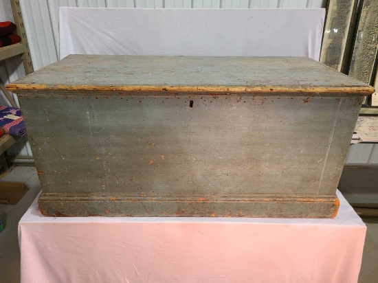 WOODEN TRUNK WITH ROPE HANDLES