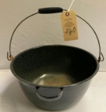 BLACK/WHITE ENAMELWARE KETTLE