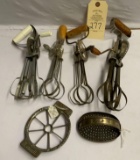 MISC ANTIQUE KITCHEN UTENSILS