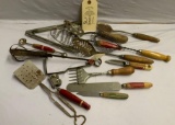 MISC ANTIQUE KITCHEN UTENSILS