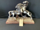 2 FIGHTING STALLIONS HORSE STATUE