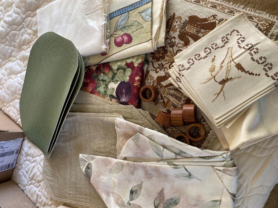 Table cloths and placemats
