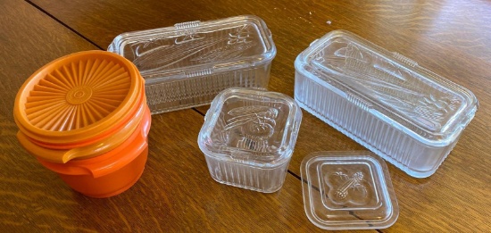 Glass covered refrigerator dishes and vintage Tupperware