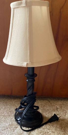 Desk lamp