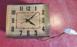 Vintage General Electric telecron clock (runs)