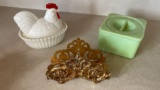 Hen on nest, jadeite and napkin holder