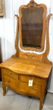 Antique women?s vanity on casters with mirror