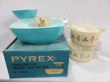 Vintage Pyrex items