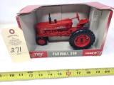 Ertl/Britain's Farmall 300 Tractor