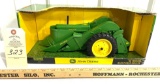 ERTL John Deere 60 Tractor With Picker Sheller