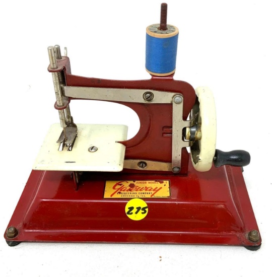 Junior model Gateway Engineering Co. antique sewing machine