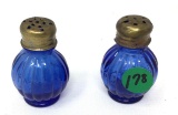 Antique blue salt and pepper shakers - Japan