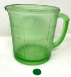 Vintage A & J 4 c green depression handled measuring cup