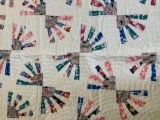 Variation of fan quilt hand quilting