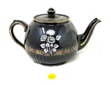 Vintage tea pot