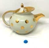 Vintage Hall white and gold with circles teapot