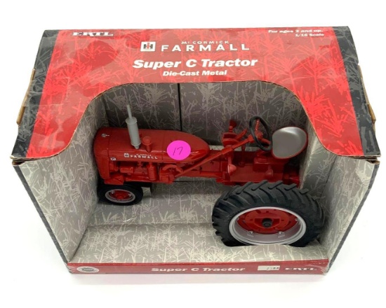 Ertl Farmall Super C tractor 1:16 scale NIB
