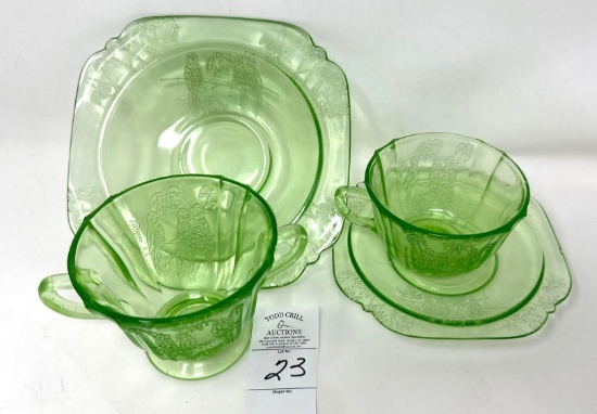 Vintage uranium parrot green depression assorted dishes