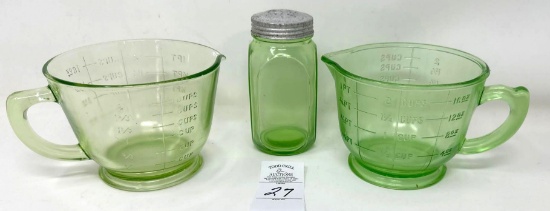 Antique uranium green depression measuring cups and shaker