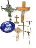 Assorted metal crosses and 4 Avon commemorative plates