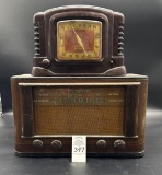 Two vintage truetone radios