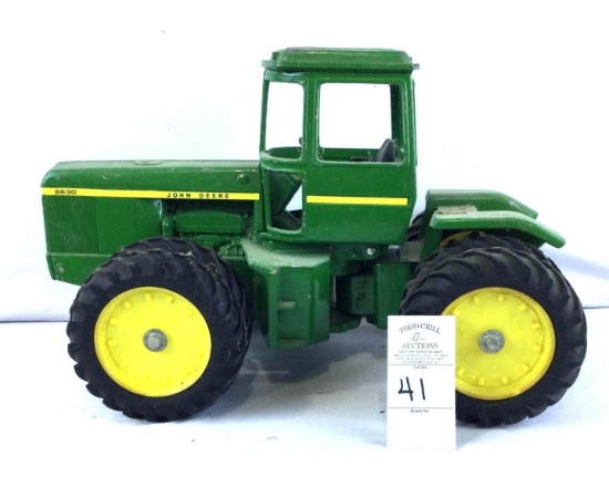 Ertl John Deere 8630 Die Cast Tractor 1/16 Scale